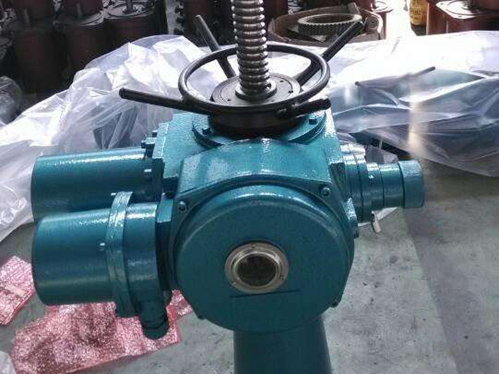 QDA型電動(dòng)頭式啟閉機(jī)